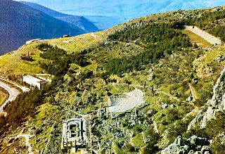 Delphi: view of the archaeologiacal site on the slopes of Mt. Parnassos