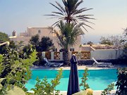 Merovigla_Apartments (2*) on the island of Santorini, with Caldera view