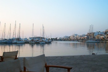 View of the harbour -picture taken by our client Barbara & Philippe Owens, http://www.twobagels.org/Greece/naxos.htm