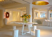 Cavo Tagoo in Mykonos: lobby area