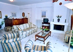 C&C Villa in Delphi: sitting area