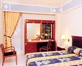 Olympia Palace: room view