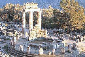 Delphi archaeological site (Tholos)