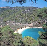 Lefto Yialo Bay