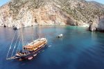 small boat cruises cyclades