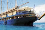 small boat cruises cyclades