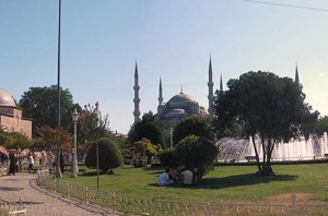 Istanbul: the Sultanahmet Square