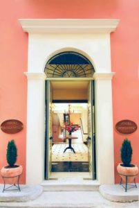 The entrance to the hotel