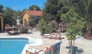 The pool terrace of the Phoenica House in Antipaxi